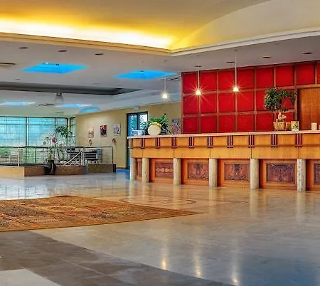 Hotel Grand 4*
