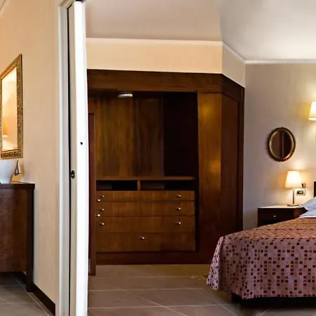 Grand Hotel 4*