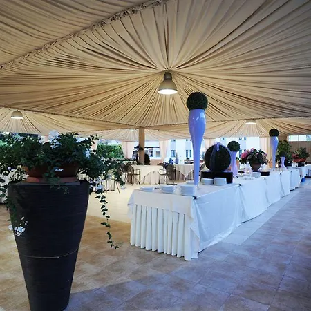 Grand Hotel