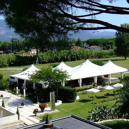 Grand Hotel