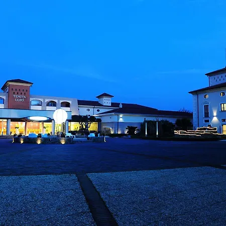 Hotel Grand 4*