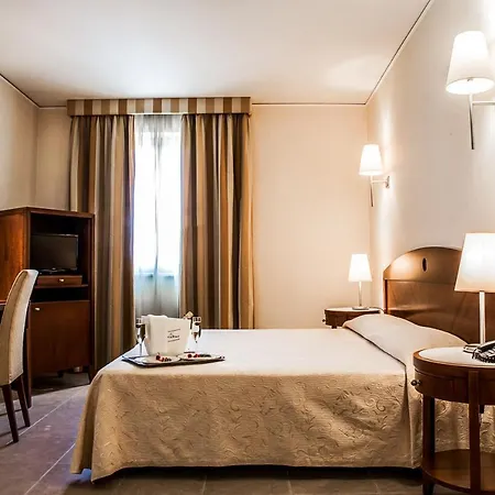 Grand Hotel