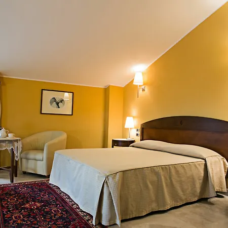 Hotel Grand 4*